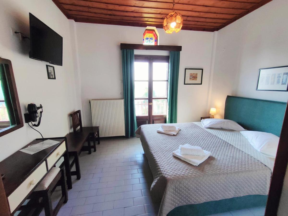 Hotel Vrionis เอยอส ดิมิตริออส ภายนอก รูปภาพ