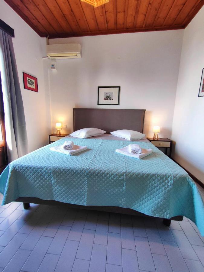 Hotel Vrionis เอยอส ดิมิตริออส ภายนอก รูปภาพ