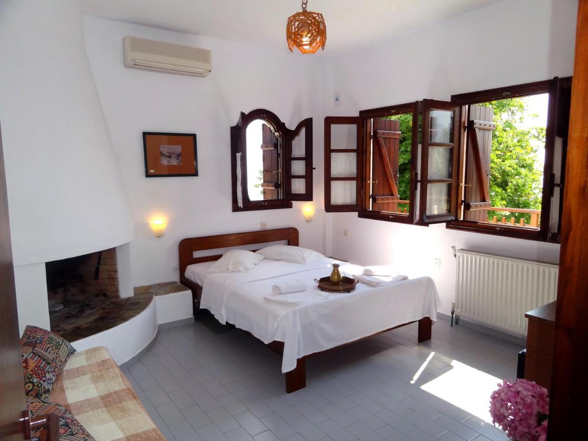 Hotel Vrionis เอยอส ดิมิตริออส ภายนอก รูปภาพ